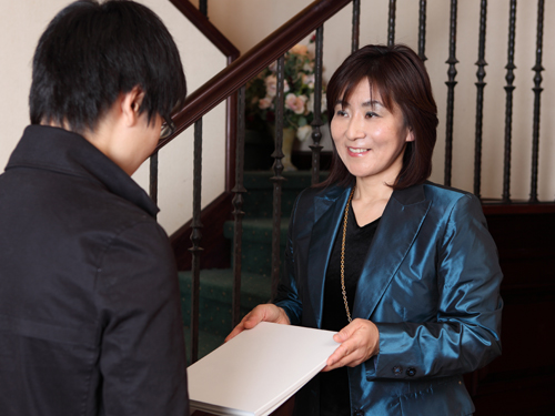 1人の司法書士の都合や個人事情に左右されない安心感があります。 1人の司法書士の都合や個人事情に左右されない安心感があります。